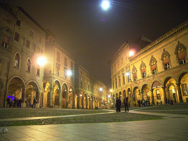 051110_bologna03.jpg