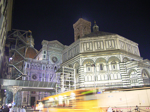 051112_duomo01.jpg