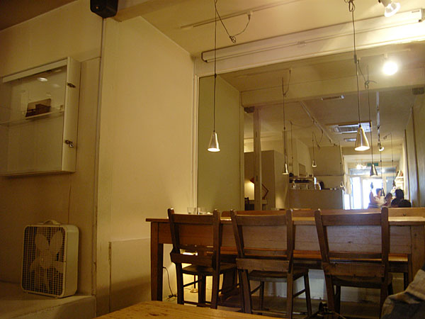 080501_shimokitacicoutecafe02.jpg